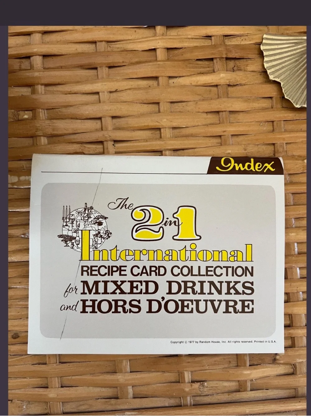Vintage 21 International Recipe Card Index - Clear Acrylic with Brown Base